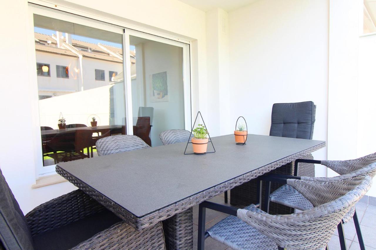 Global Properties, Bonito Adosado Con Jardin En La Playa De Almarda Villa ซากุนโต ภายนอก รูปภาพ