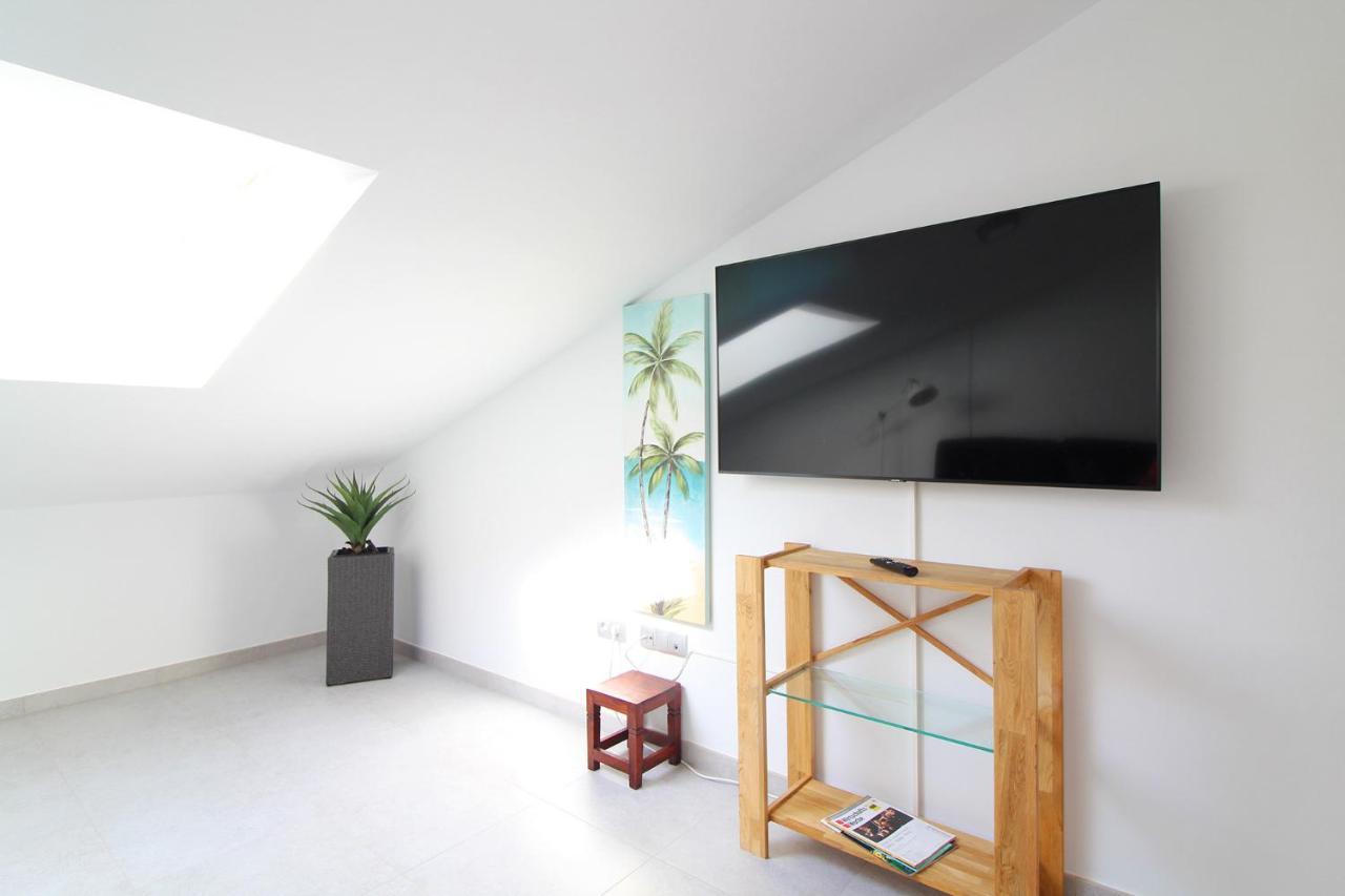 Global Properties, Bonito Adosado Con Jardin En La Playa De Almarda Villa ซากุนโต ภายนอก รูปภาพ
